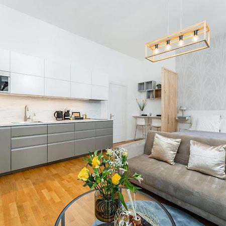 Anytime Holiday- Muzeum Apartments براغ المظهر الخارجي الصورة